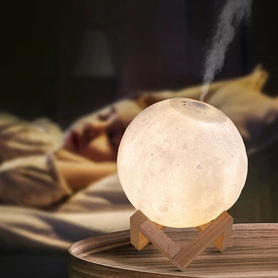 High Quality Hot Sale Mini USB Air Humidifiers Large Capacity 3D Moon Lamp Light Diffuser