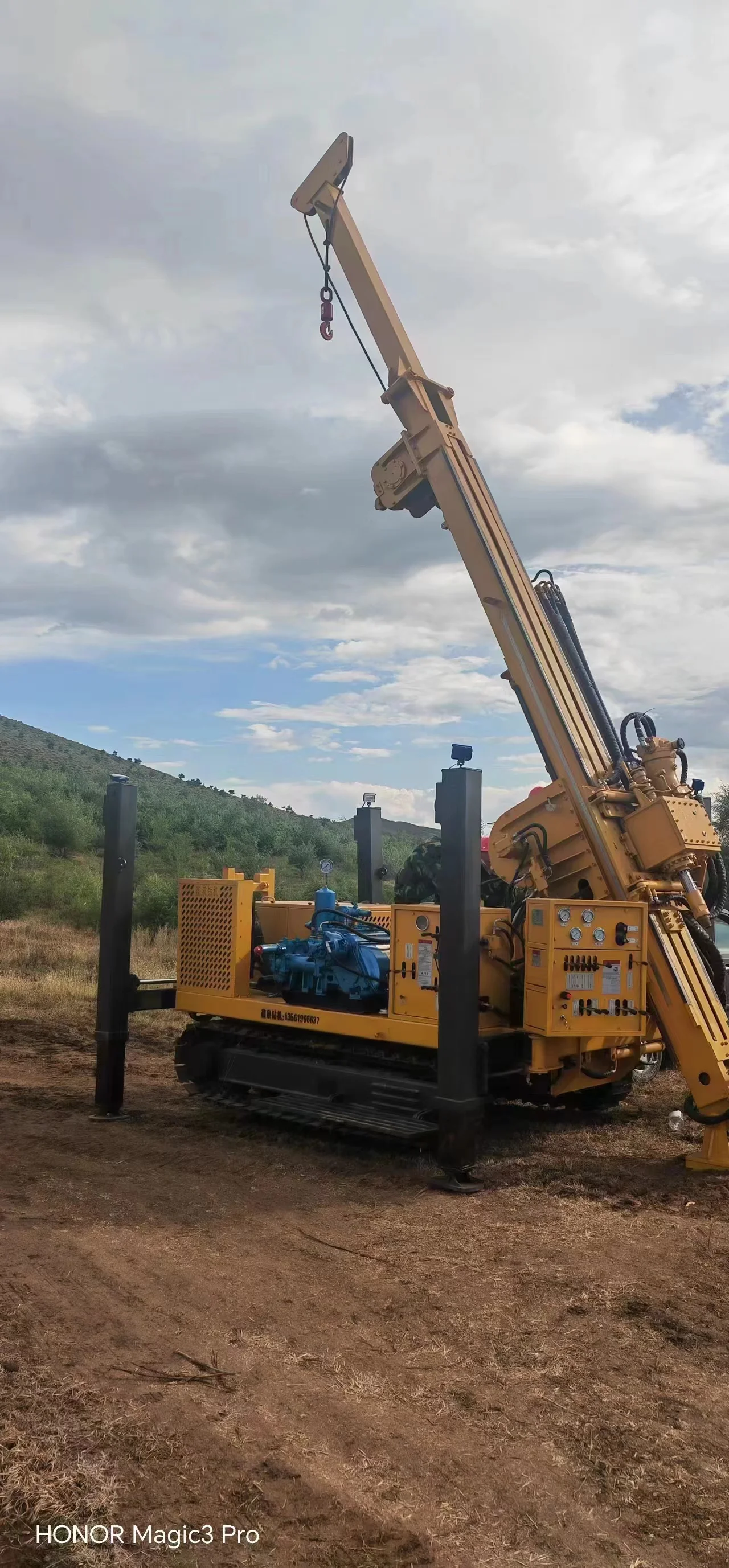 Crawler Core Drilling Machine Mining Geothermal Drilling Rig For Sale