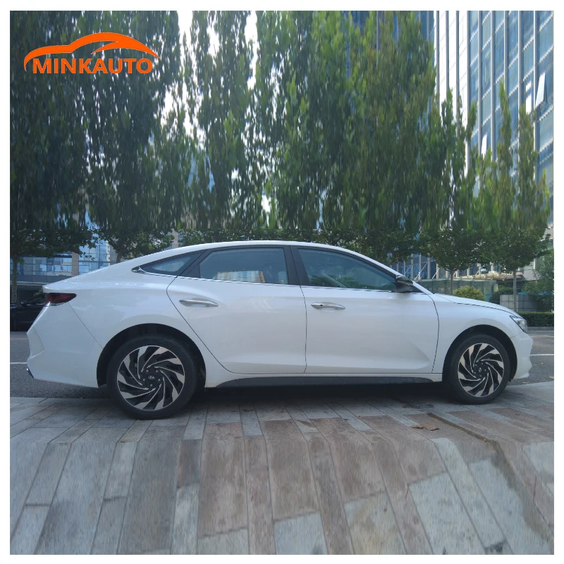 Green ev new Energy Vehicle made in China freon automotive Lafesta electric