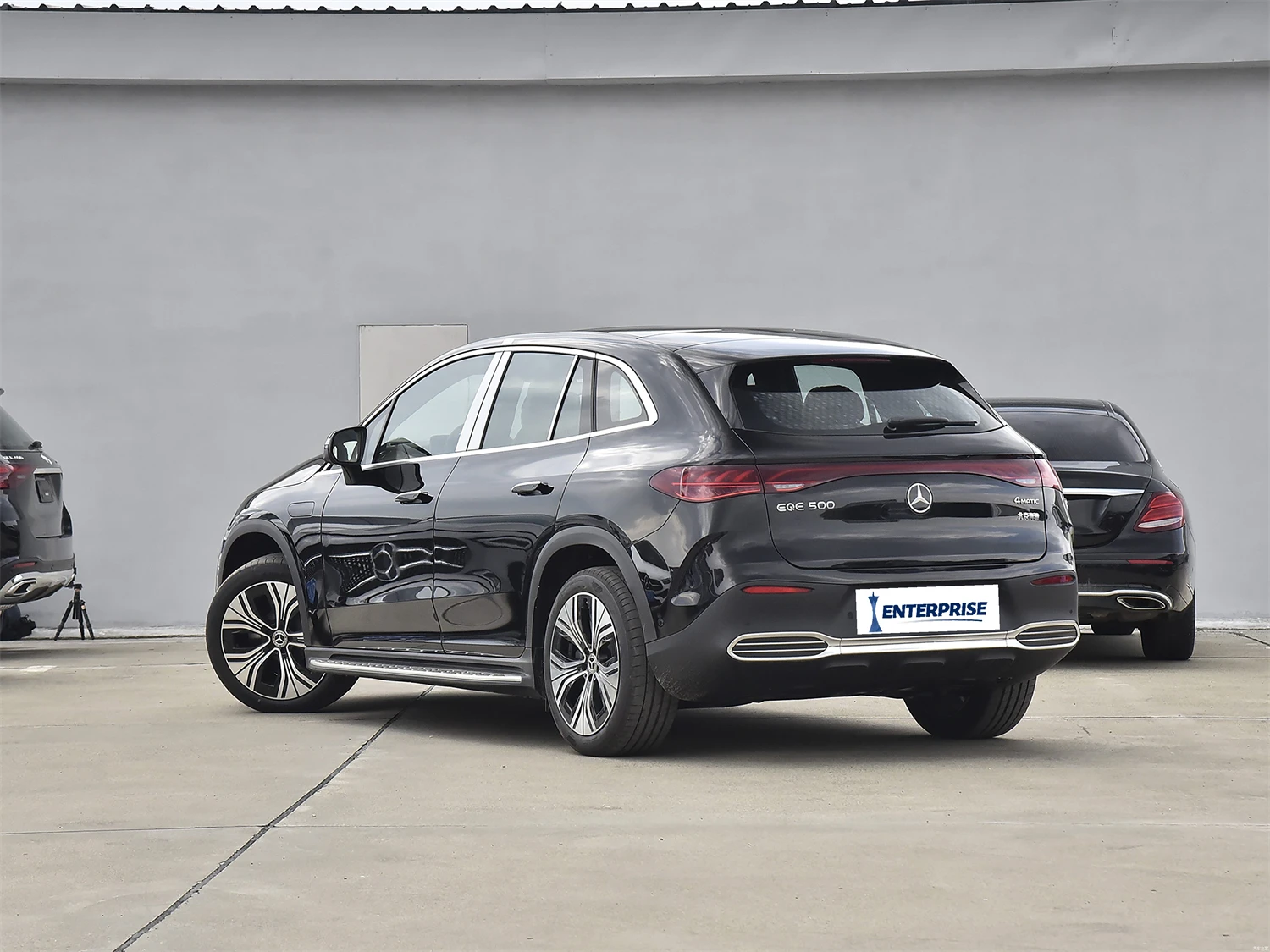 for Mercedes-Benz EQE SUV New 500 Luxury 4Matic 2024 609 km 408Ps HorsePower EV SUV Car