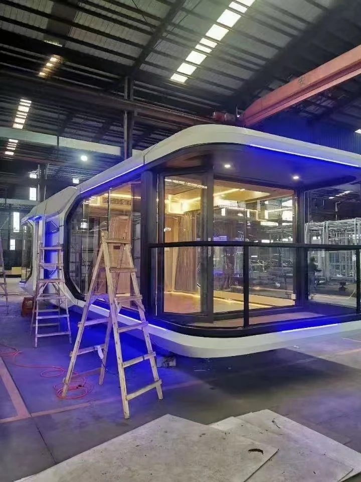 Space Capsule House Luxury Contemporary Mobile Container Home Prefabricated Tiny House