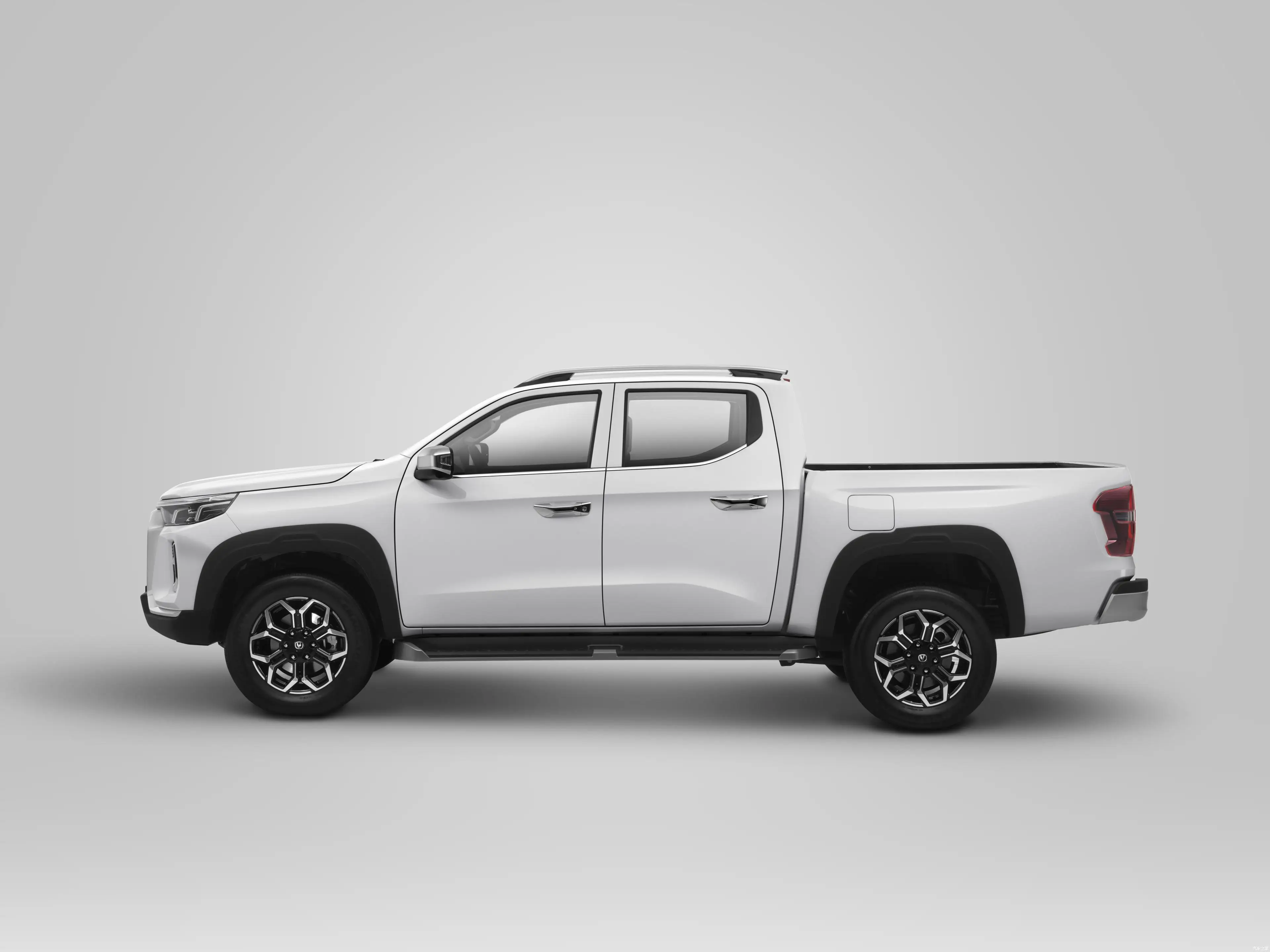 2024 Changan Lantuozhe Pickup Gasoline Vehicles 2WD 4WD Automatic Diesel Truck Car Off Road Pickup SUV Car Wheels Rims