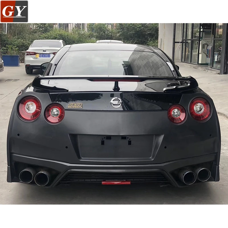 Полипропиленовый корпус MY17 OEM с налобным фонарем и задним для NISSAN 08- R35 GTR