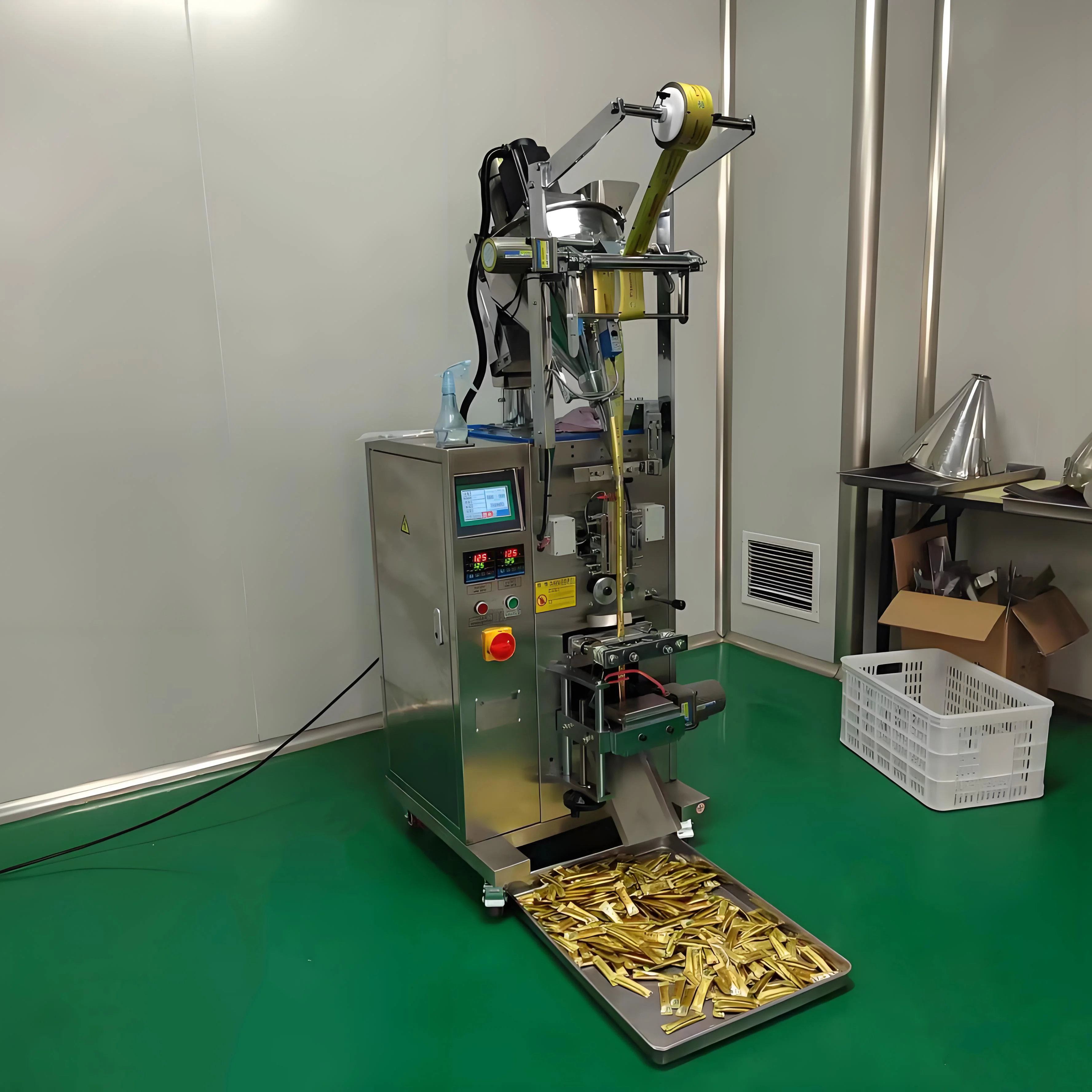 High Quality Automatic Puffed Snack Food Packaging Machine Vertical Popcorn Filling Packing Machine