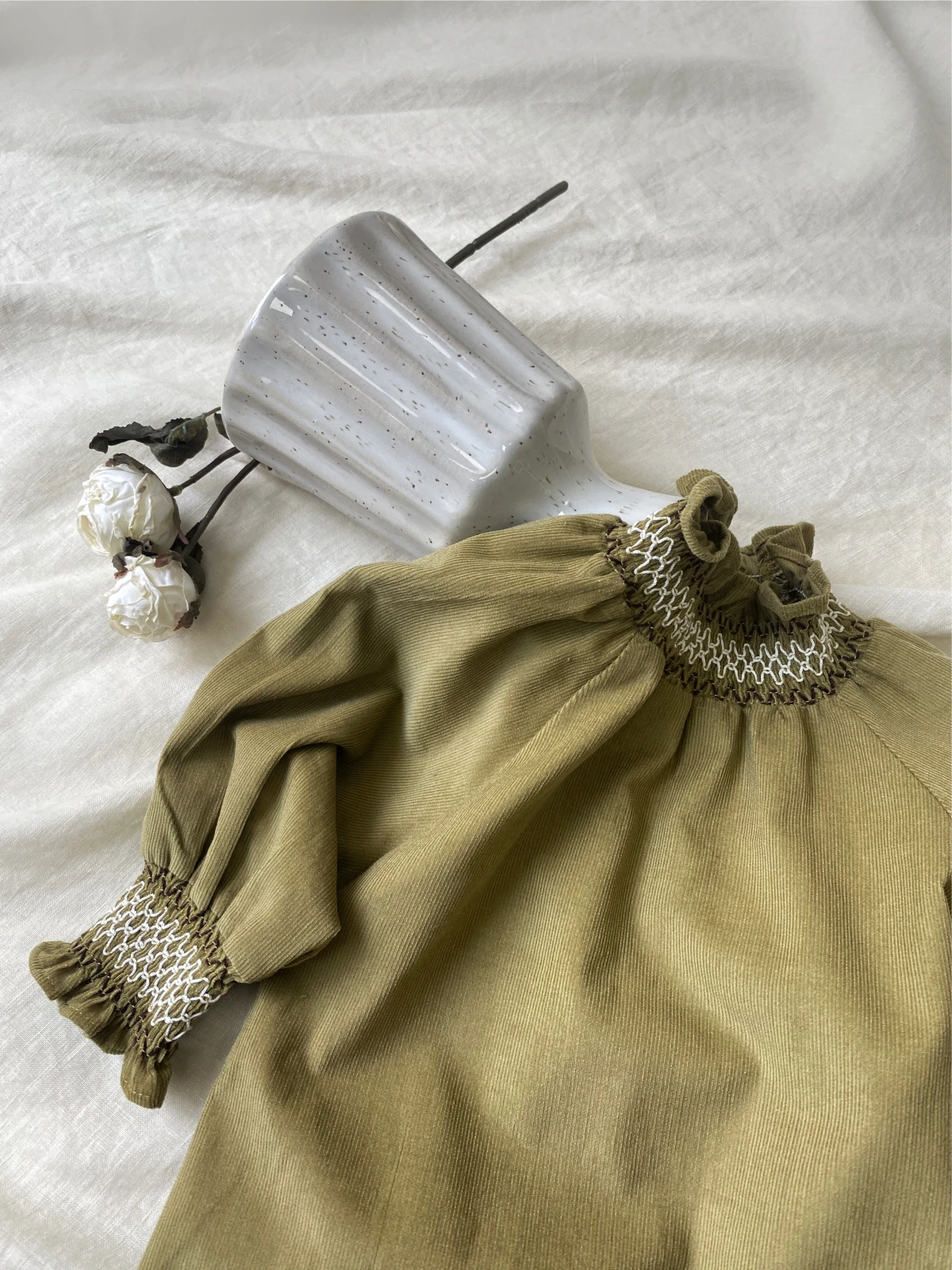 Autumn Long Sleeve Ruffle Neck Dress Infant Puff Sleeve Vintage Style Princess Girls Dress