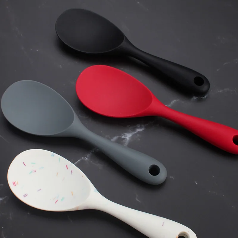  New 2021 baby spoon Heat-resistant food grade
