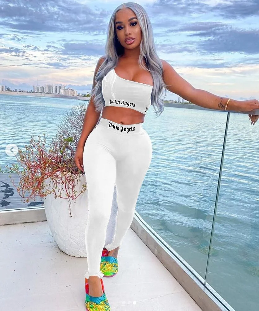 
custom logo women crop top sleeveless one shoulder two piece pants set yoga sports wear biker shorts 