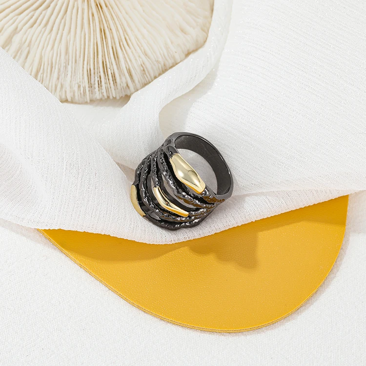 Punk Trend Two-tone Plated Jewelry Gun Black and Gold Plated Hip Hop Ring