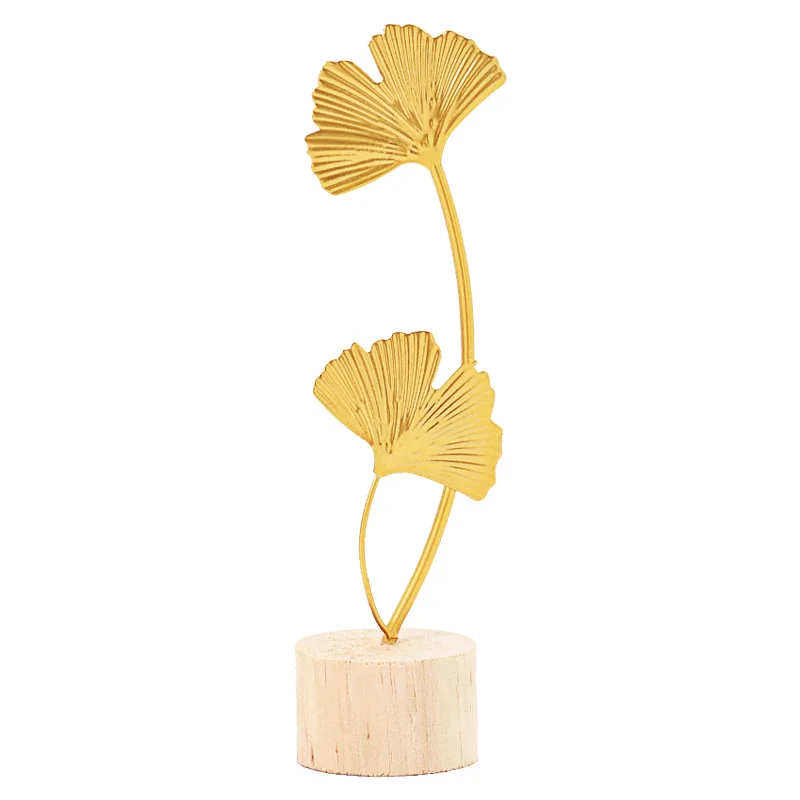 Hot Selling Modern Nordic Luxury Wrought Iron Ginkgo Leaf Ornaments Creative Desktop Decoration Metal Crafts For Home Decor