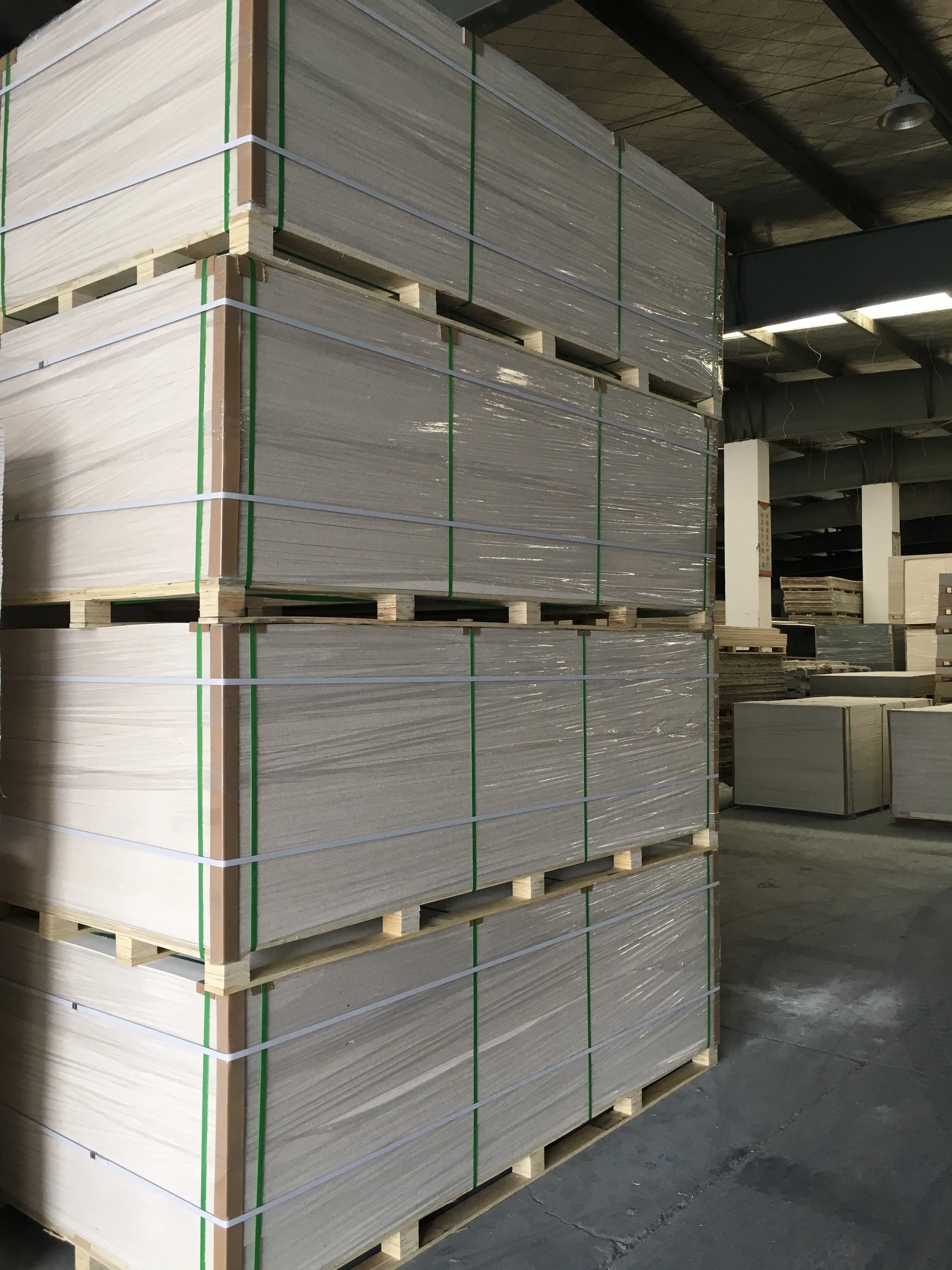 Attractive Price Fireproof Magnesium Oxide Sulfate Wall Sanding MGO Board for Vietnam Market