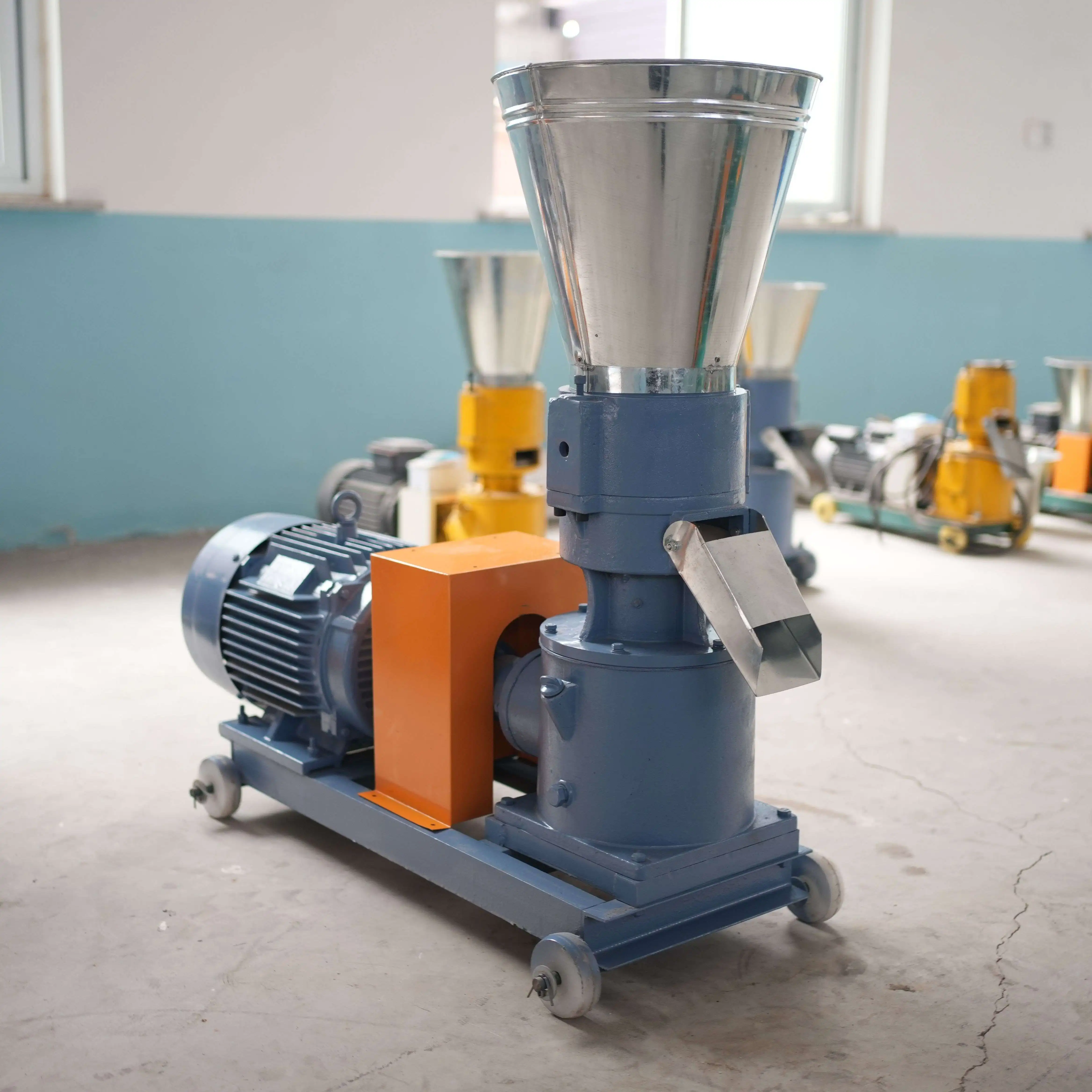 Mixers And Pellet Mills For Animal Feeds Chicken Feed Makers Cattle Feed Makers
