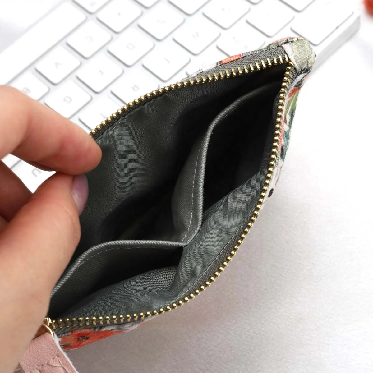 Wholesale Digital Canvas Zipper Cosmetic Pouch Custom Size Cotton Canvas Coin Pocket Money Zipper Bag