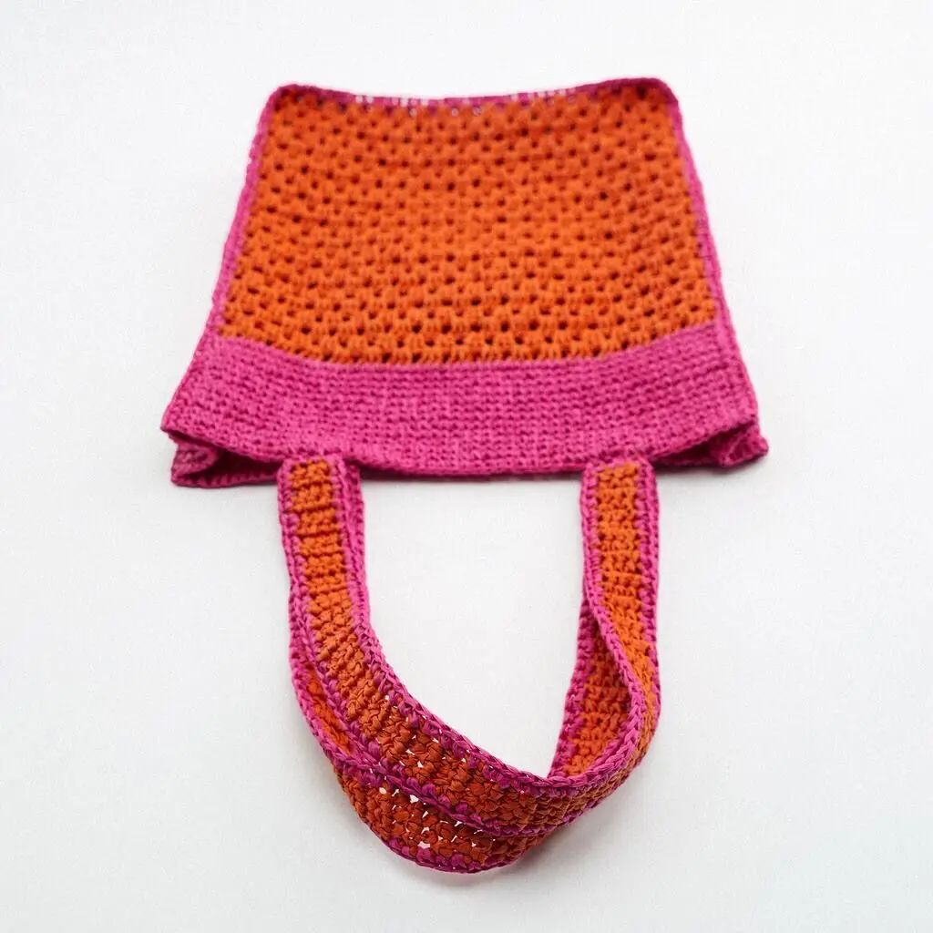 2022 The Newest Style Ladies Handbags Summer  Leisure Paper Straw Woven  Beach Tote  Fashion Custom Crochet Beach Travel Bag