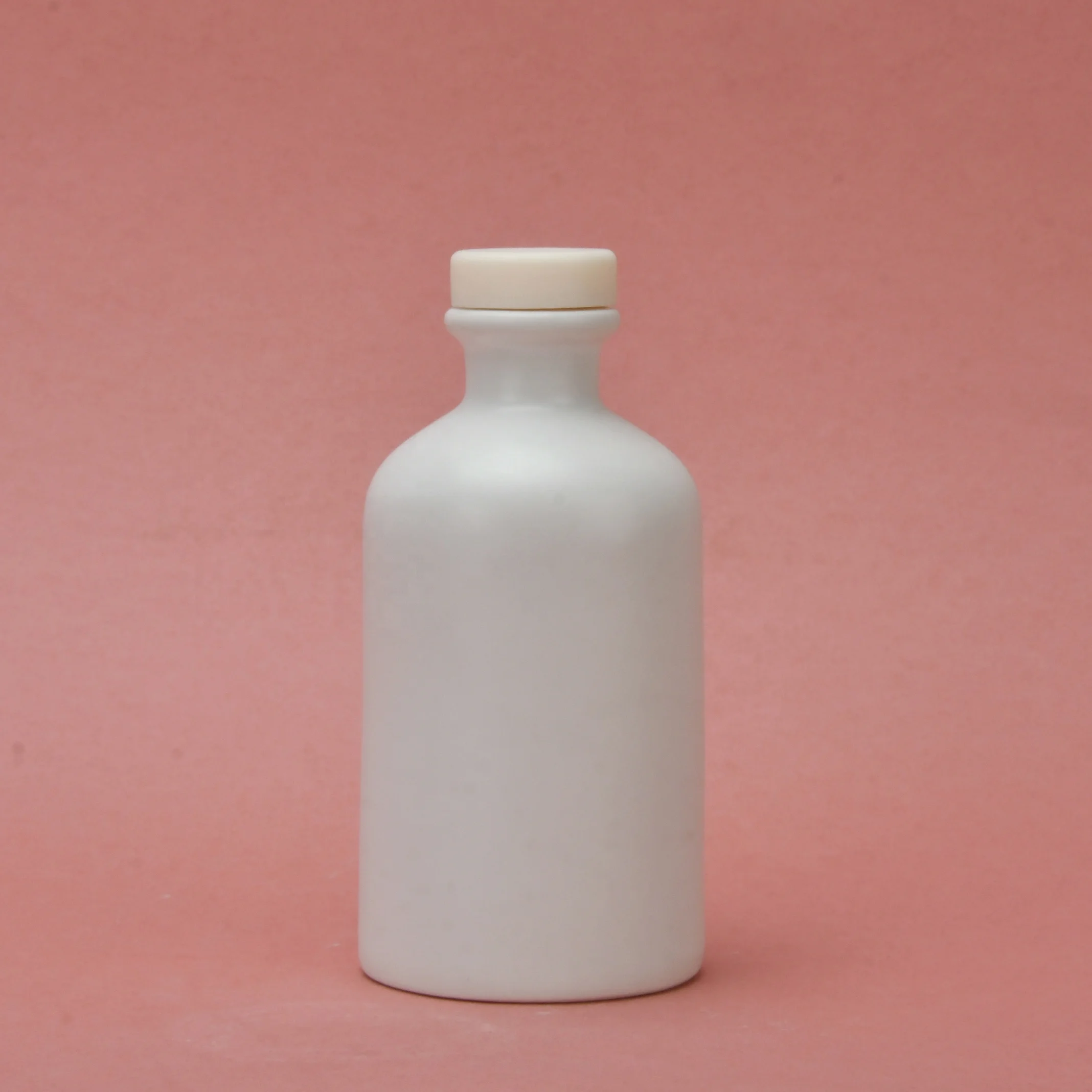 180ml Ceramic Reed Diffuser Set with Cork DIY Replacement Fragrance Accessories Boxed Oil Scented Bottles