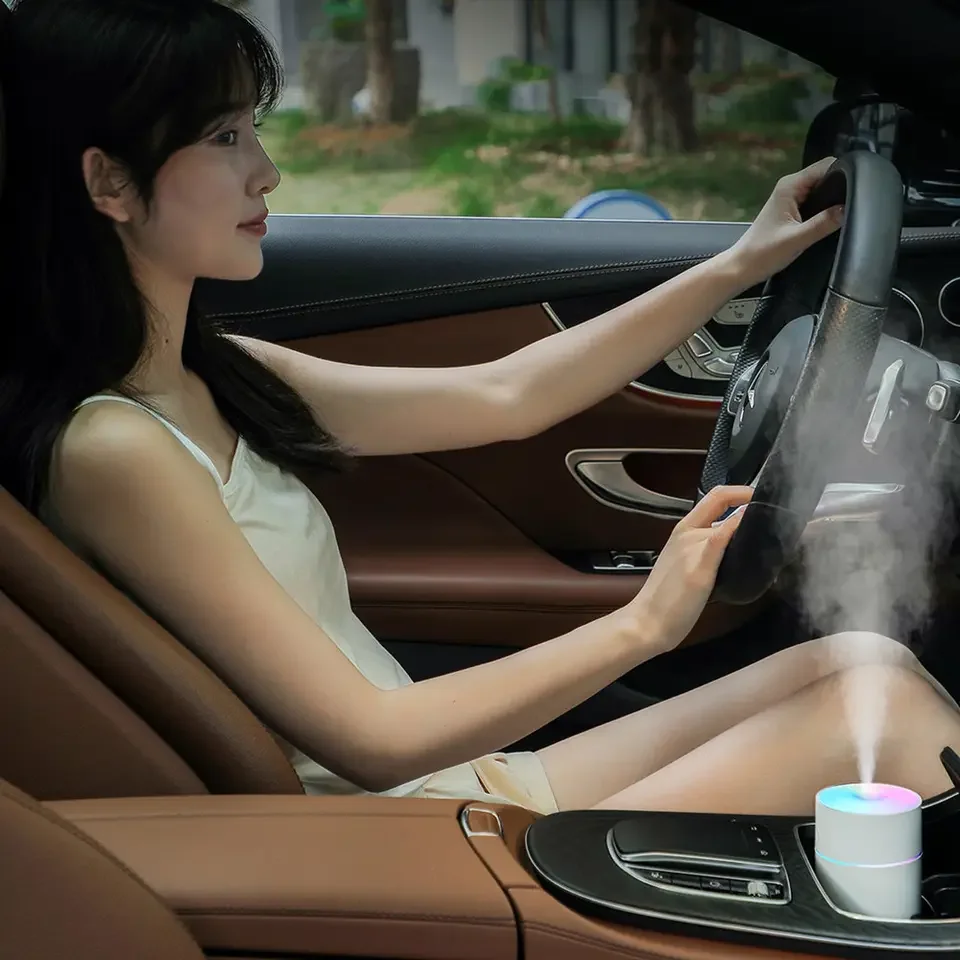 New Arrival Portable Led Night Light Electric Car Silence H2o Bodysuits Mist Usb Mini Humidifier for