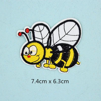 10PCS Cute Bee Embroidered Patches Cartoon Yellow Iron/Sew On Embroidered Bee Patches for Kids Animal Appliques Badge Decor