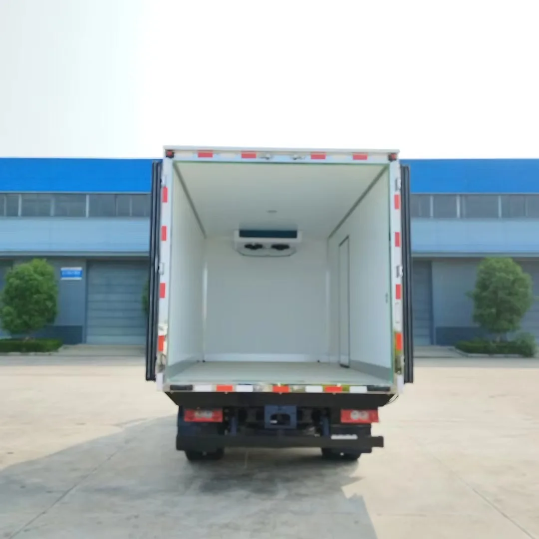 High Quality FOTON LINGHANG 5 Tons 4*2 LHD/RHD Refrigerator Truck