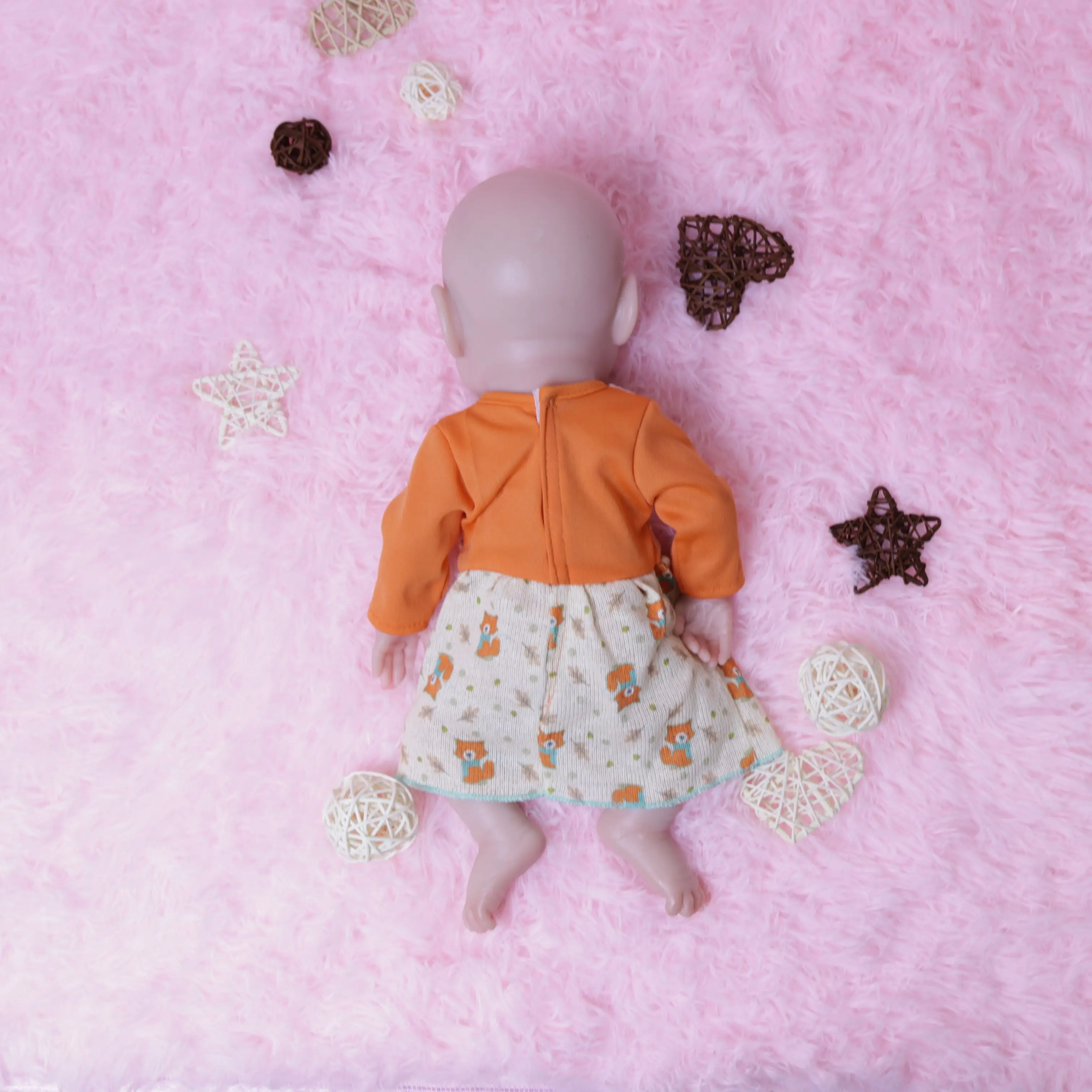 15.3inch Real Reborn Doll Baby Silicone Body(girl) Newborn Baby Lifelike Painted Skin With Pacifier bottle and outfit for gifts