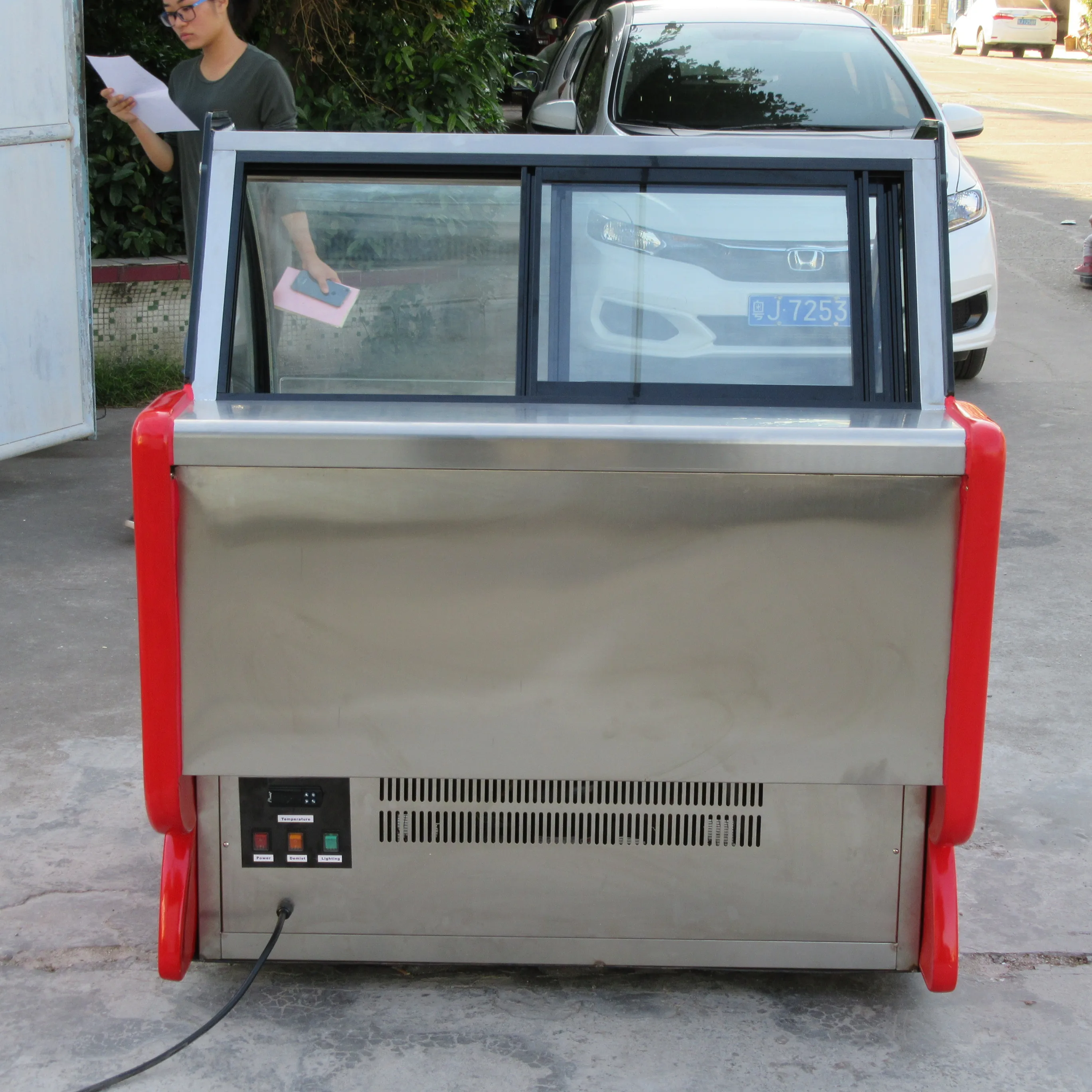 Commercial use 12 Pans freezer refrigerator hard ice cream/popsicle display showcase/gelato ice cream display freeze