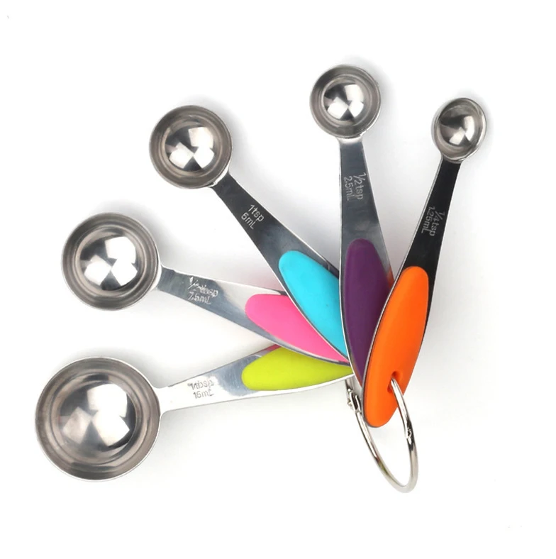 Hot sale cheap promotional 10pcs stainless steel spoons and measuring cup with silicone handle