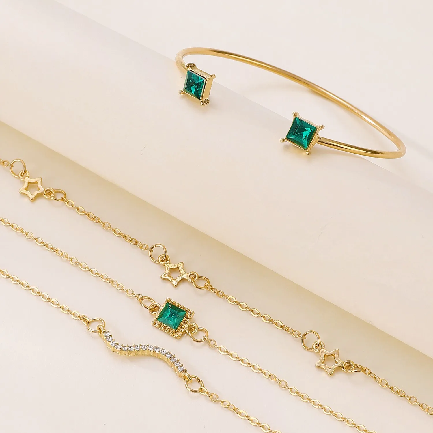 Design sense of emerald square diamond star bracelet set set