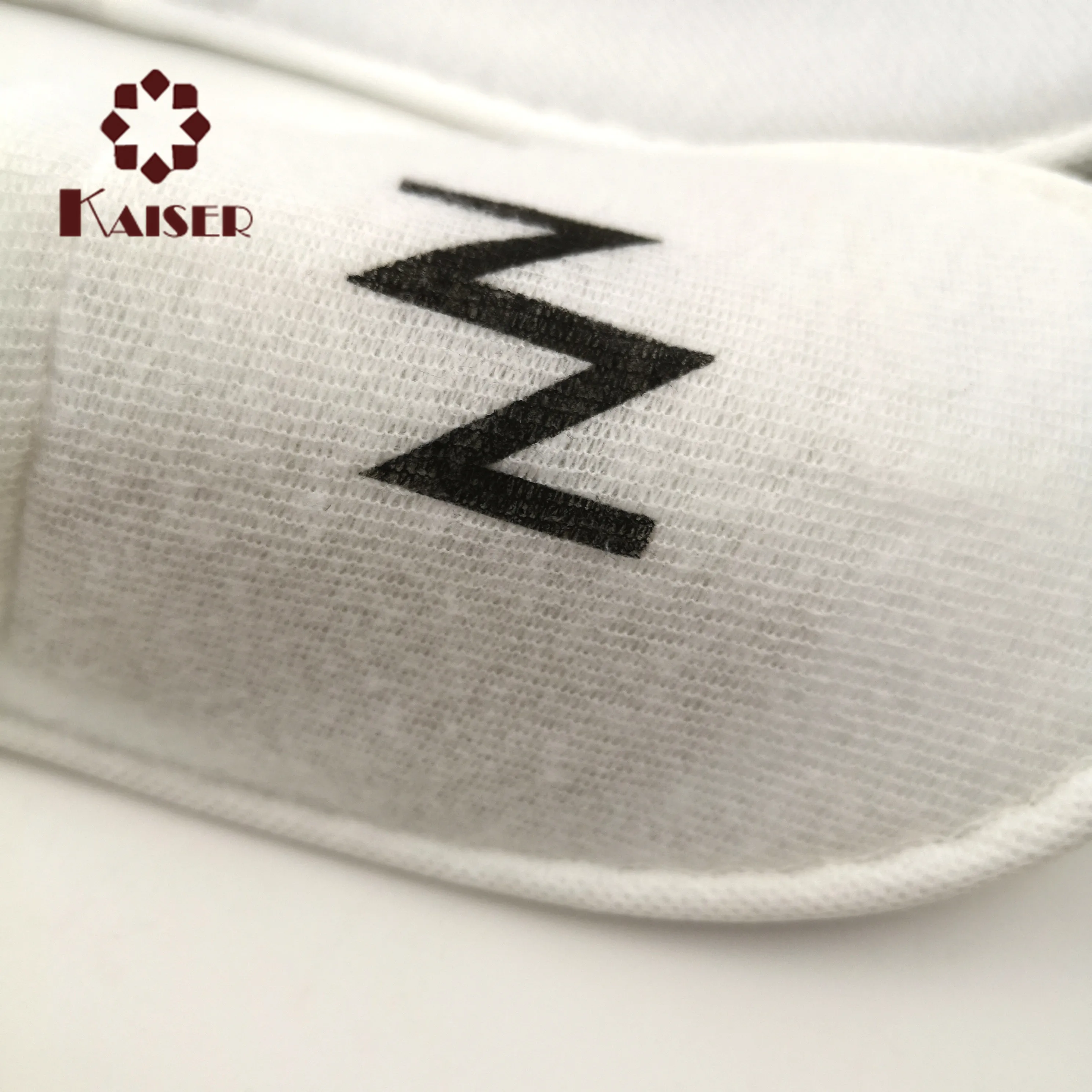 Disposable  plush customized individual packaged sample women slippers hotels