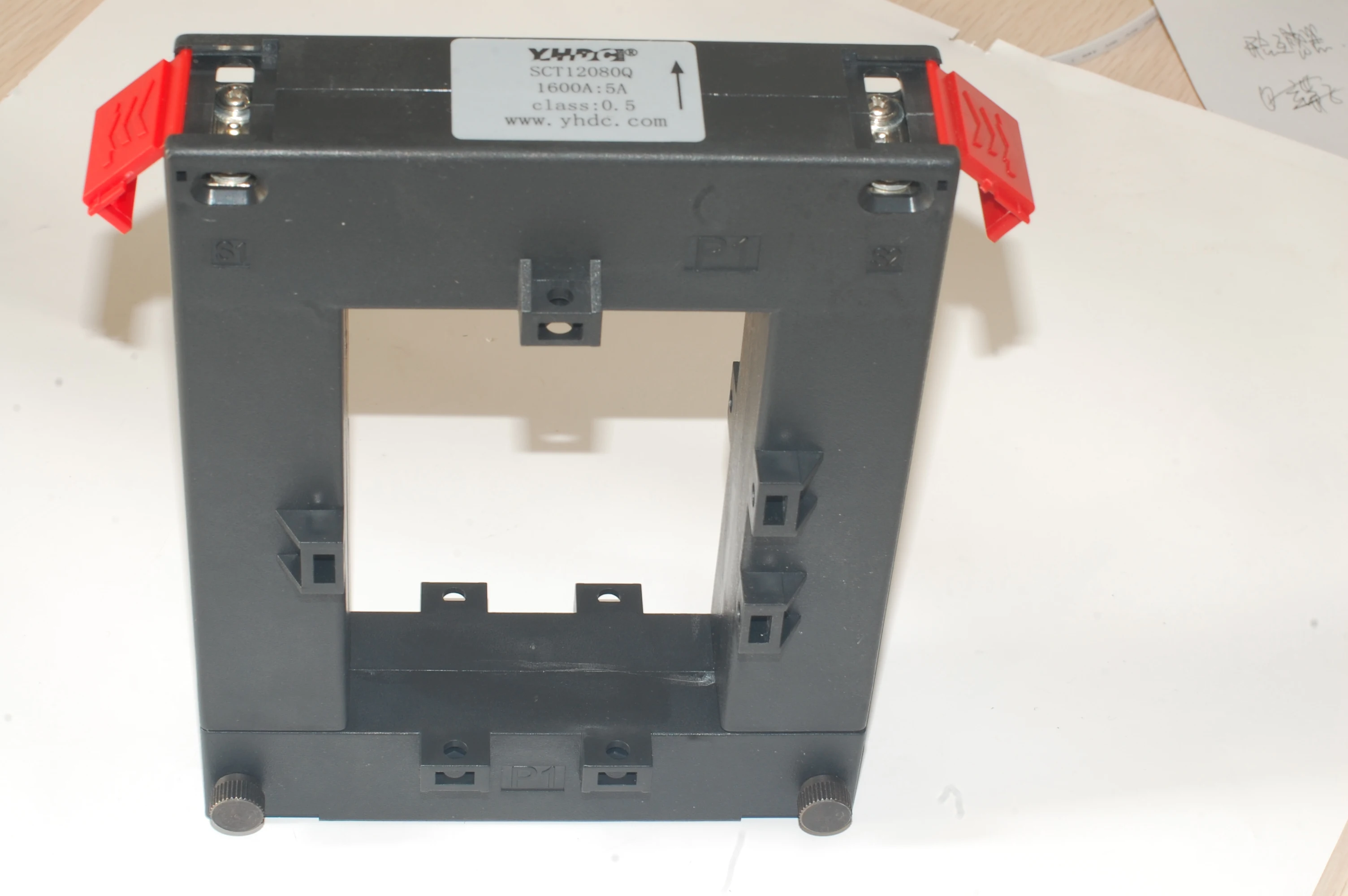 YHDC 600A-2000A AC to DC split core current sensor,current transducer TST13050QT rectangular type 4-20mA DC output 2-wire system