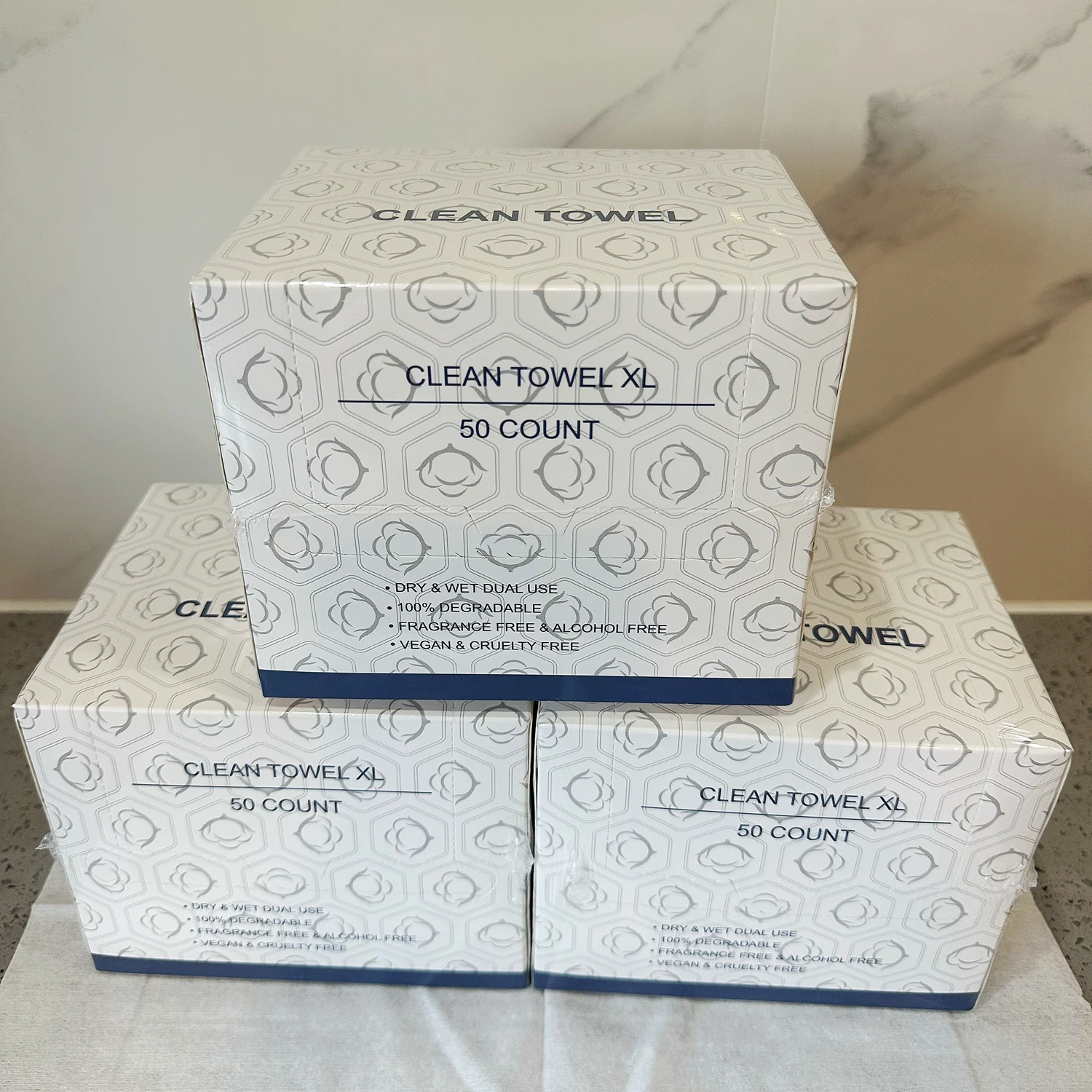 Pack of 50 Organic Disposable Cotton Wipes for Skin Cleaning and Makeup Removal Facial Towel
