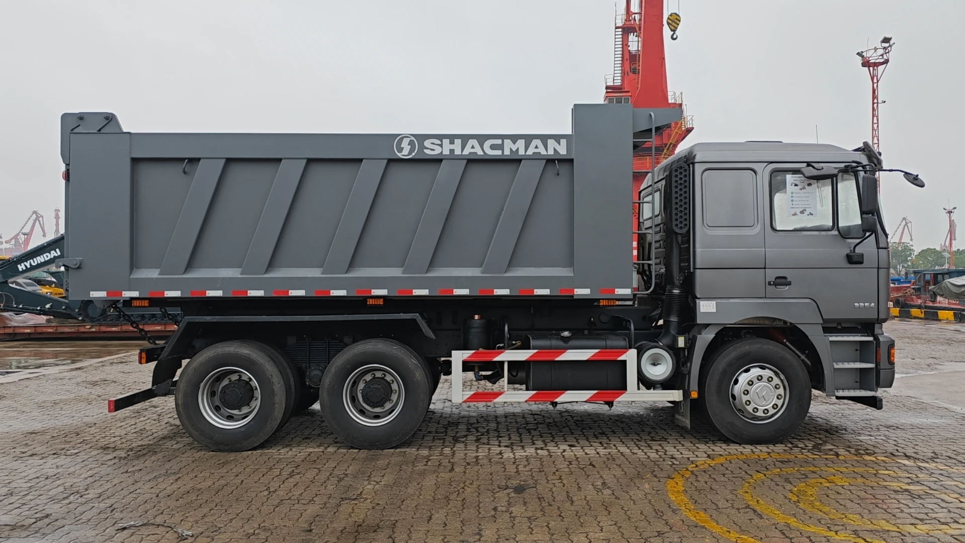 Skymard Shacman F2000  6*4 350HP Dump Truck with Cabin and Chassis in Algeria