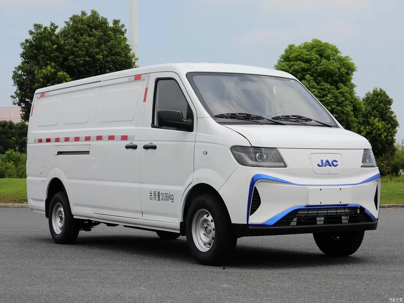 JAC Lanmao M2 Hot Sale Commercial Truck New Condition Mini Van Cargo Van Automatic Manual Diesel 4x2 Segment Light Truck