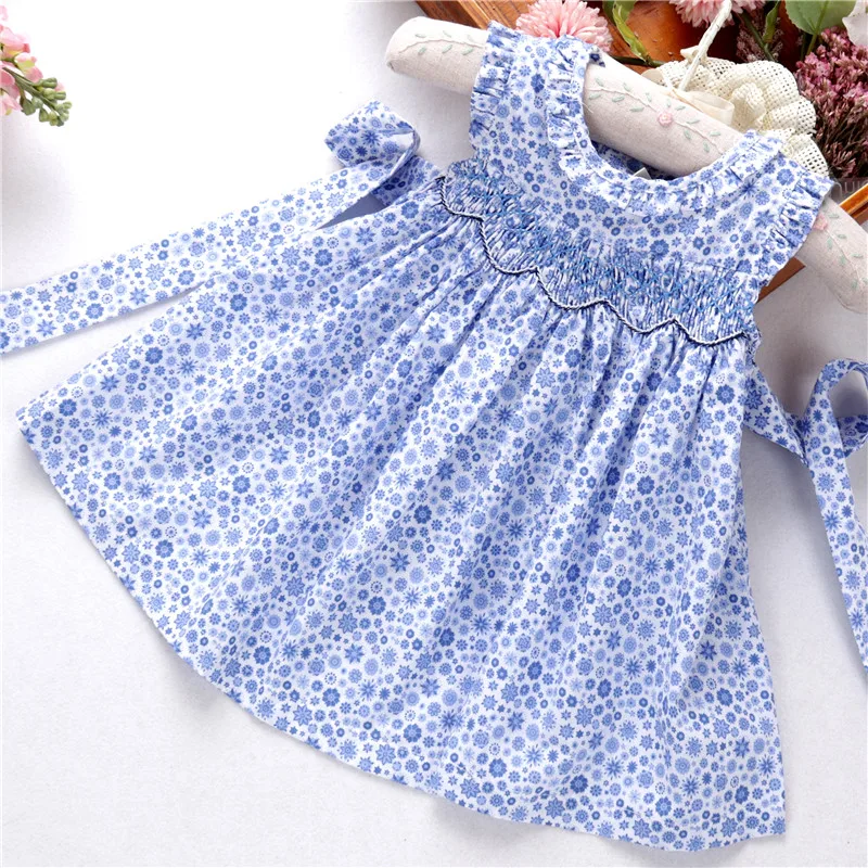 C91018530 new born baby smocked dresses children clothing wholesale floral ruffles summer flower kids dresses boutiques