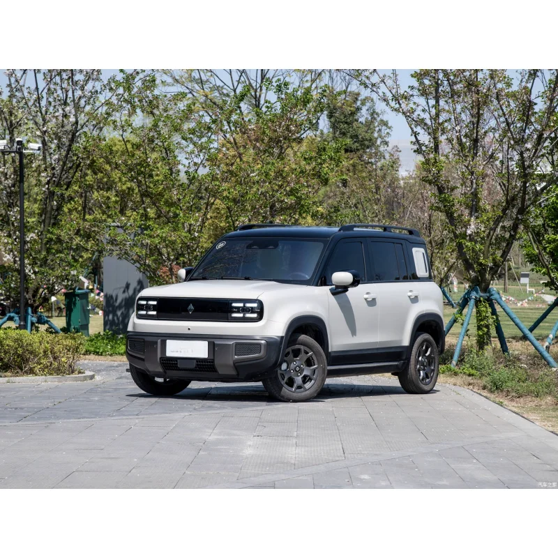 Оптовая продажа новые мини-автомобили производство 2024 Baojun Yueye PLUS с 5-дверным 4-местным электрическим внедорожником