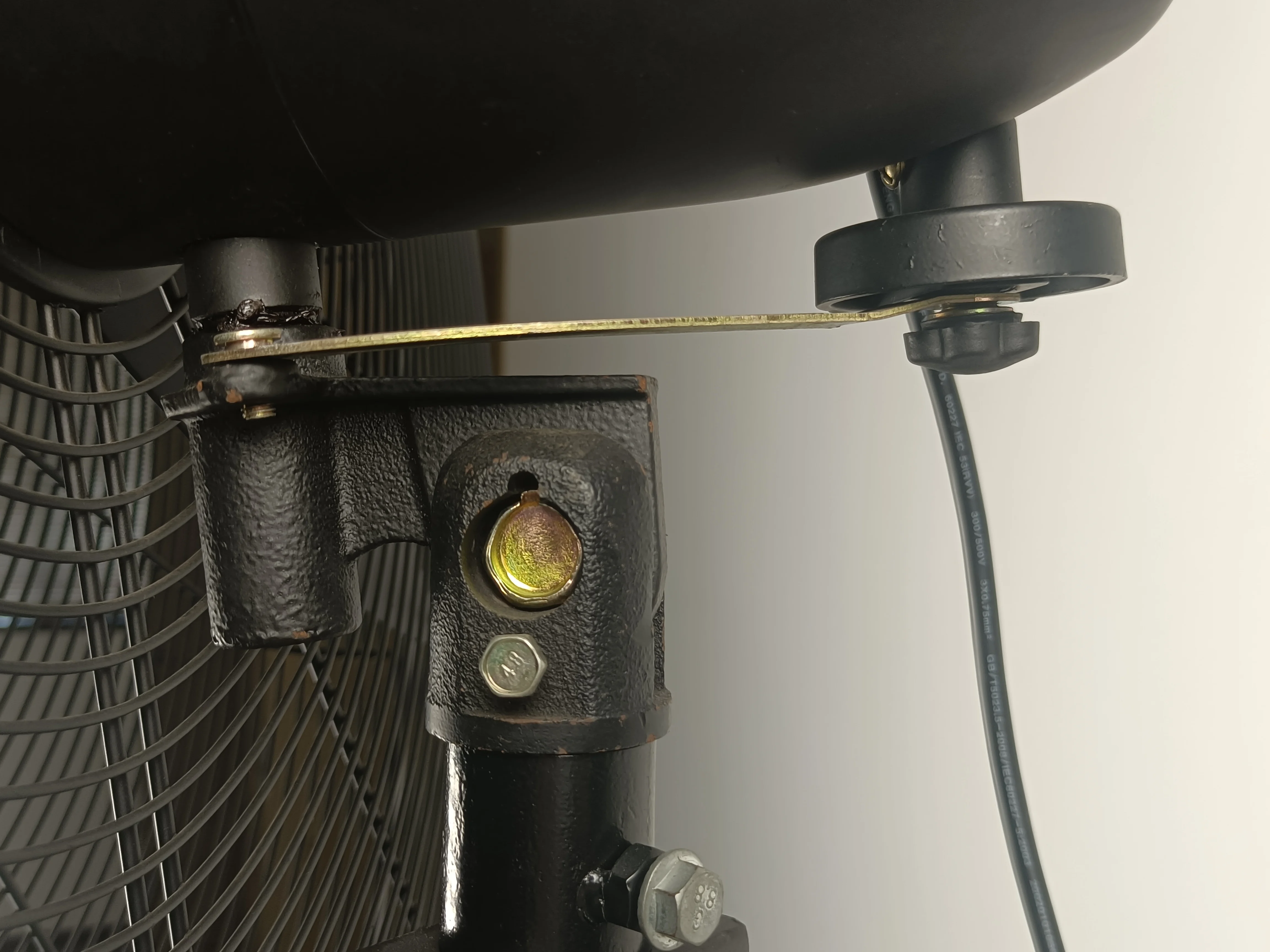 Industrial electric portable water misting fans