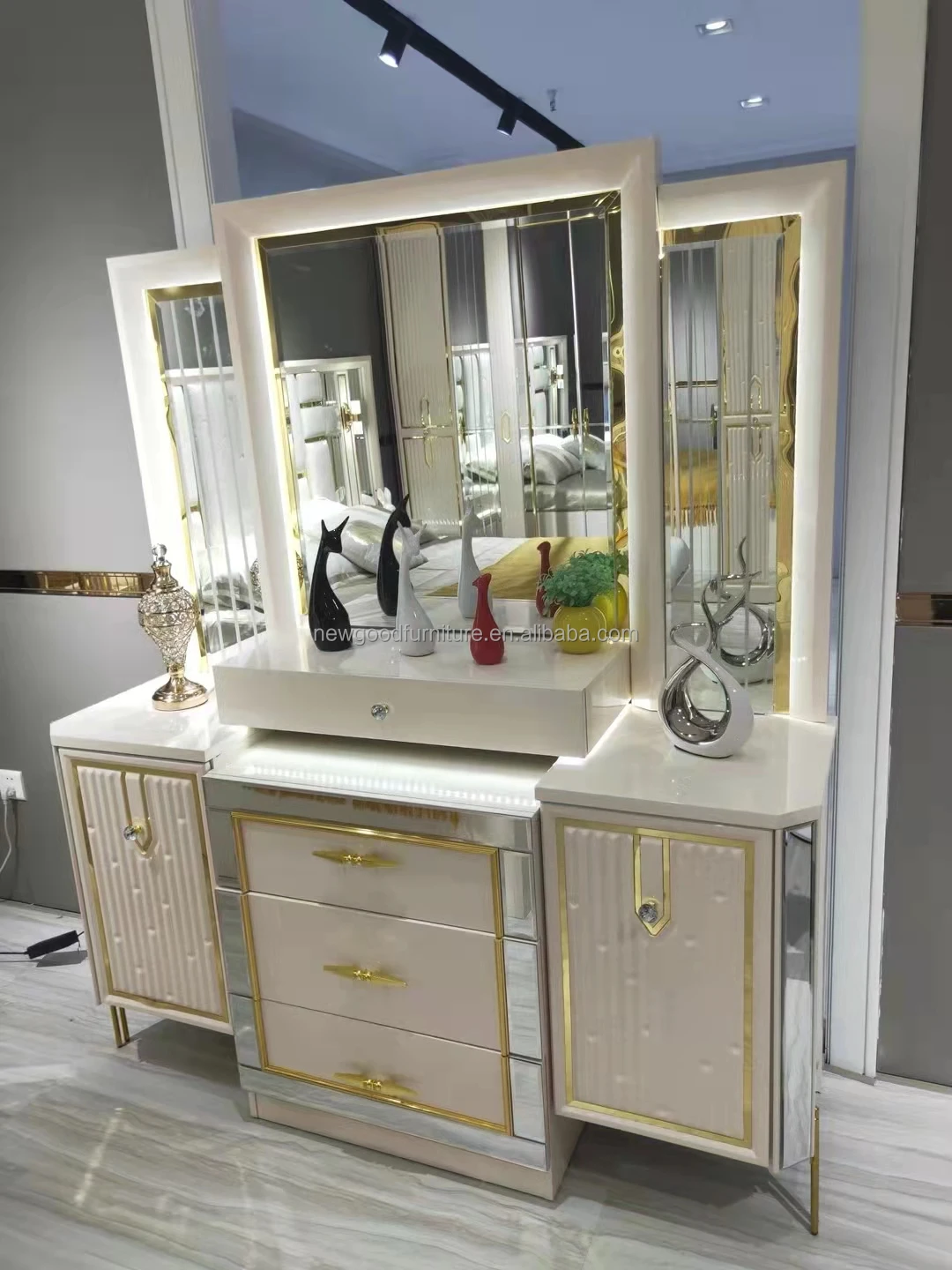 Foshan luxury bedroom furniture hot sell headboard america bed with king size white fabric bed