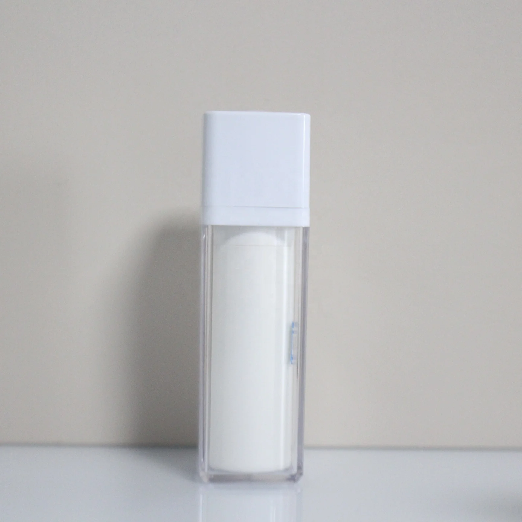 New design 30ml 50Ml square airless serum cosmetic foundation bottle with point pump twist up container airless bottle