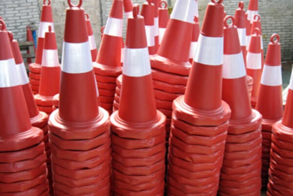 Road cone PE 680mm Small sand bottom ring cone safety warning reflective Emergency traffic Road cone