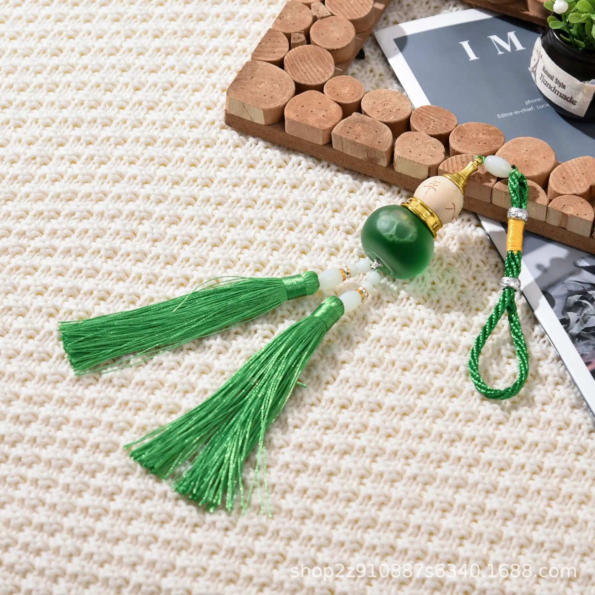 New Design Hanging Car Perfume Essential Oil Diffuser Aroma Scents Diffuser Car Air Freshener