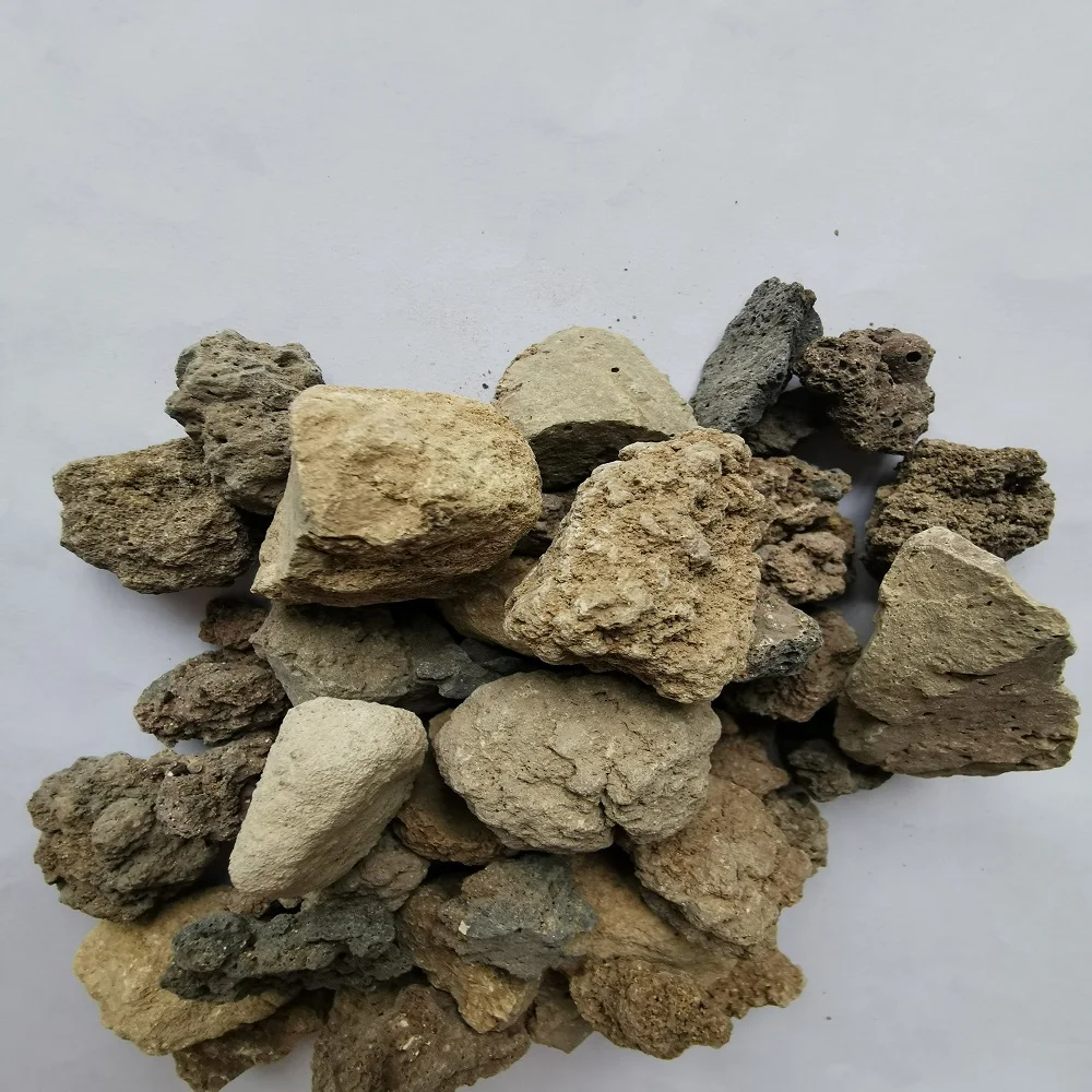 Sintered calcium aluminate