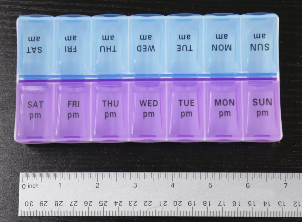 Customizable pill storage cases double-row box for capsules and pills 14days