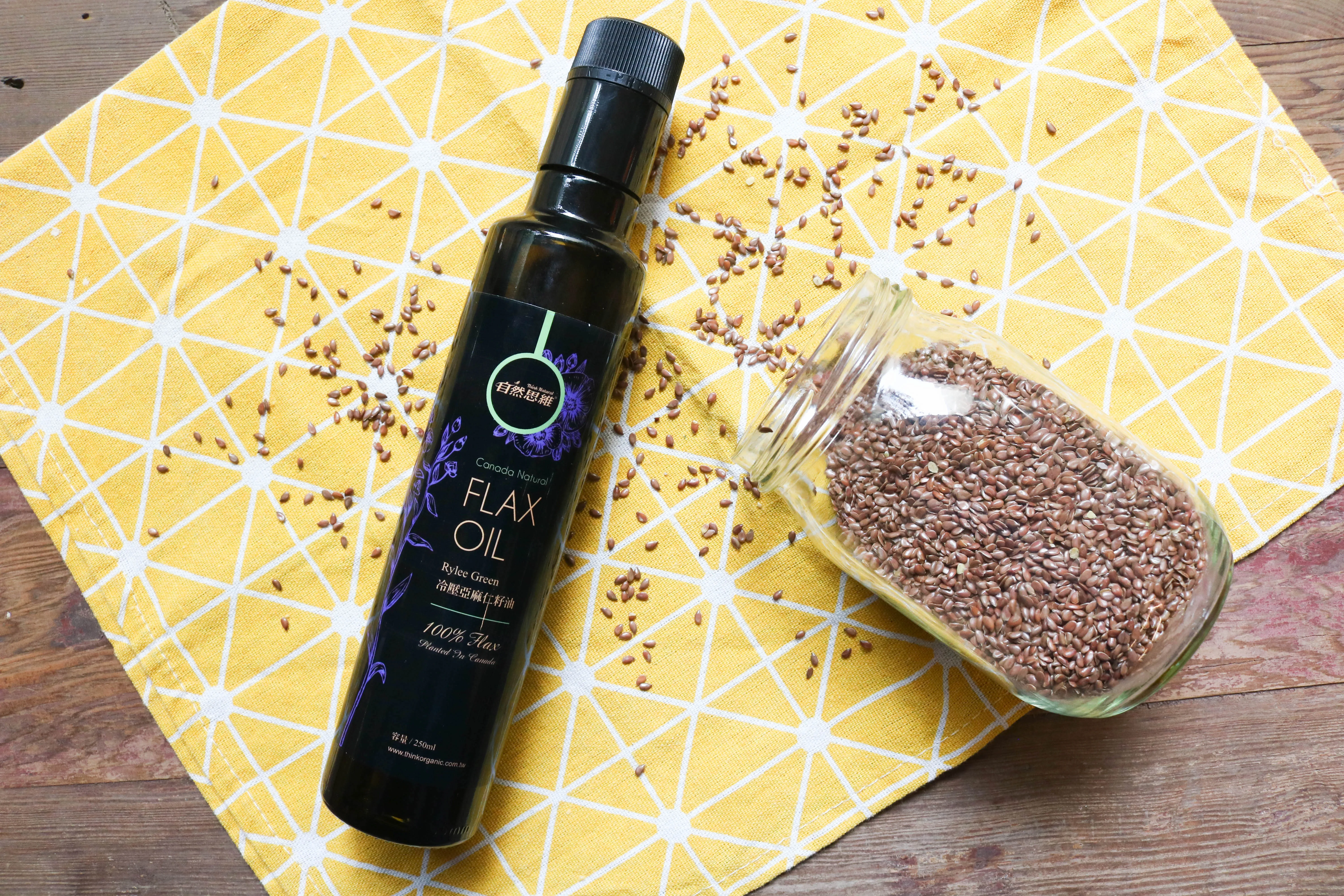 
100% Pure Natural Food Grade Cold Pressed Linseed Oil Flax Seed Oil 