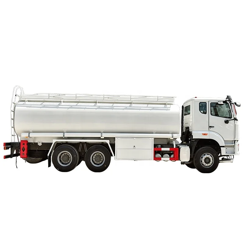 Made in china HOWO 6x4 20000L Oil Tank Truck for sale in papua new guinea at cheap price