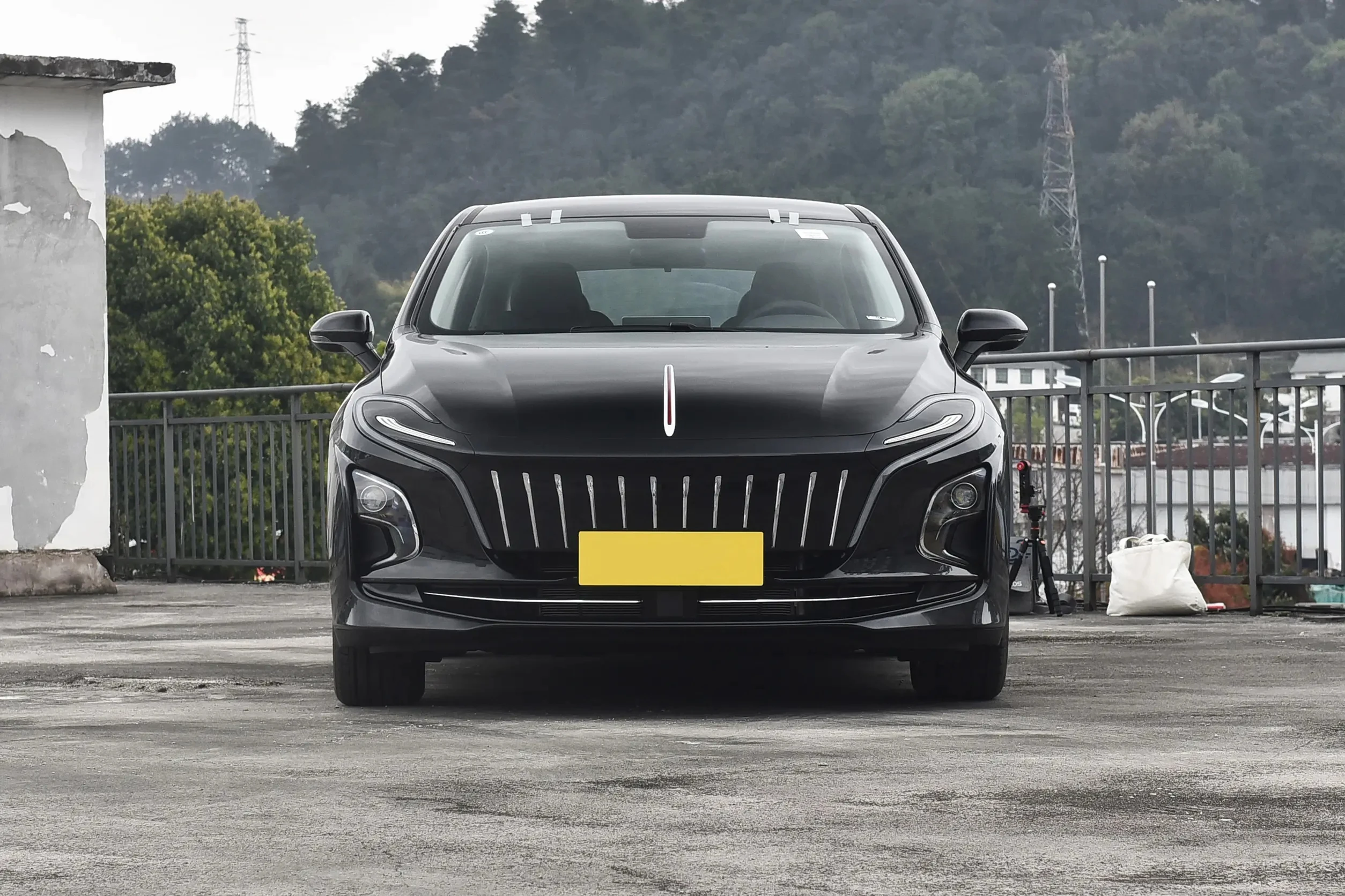 Предоплата новый товар взрыв hongqi e-qm5 2024 электромобиль 260Nm дальнего действия 450 км 560 чистый Электрический E-qm5 Hongqi