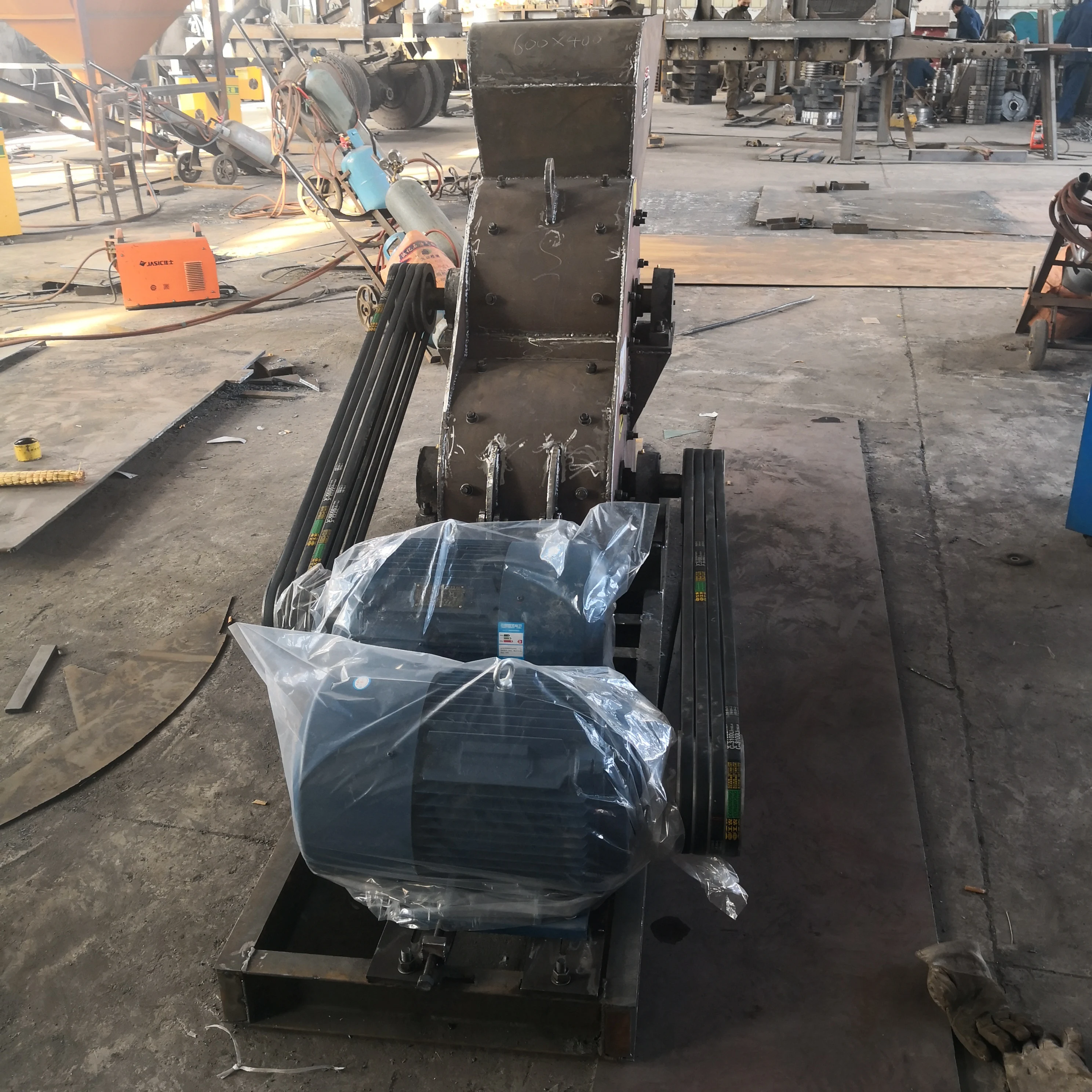 Two Stage Crusher Fine Sands Making Machine Coal Grinder Crusher For Mining Industry