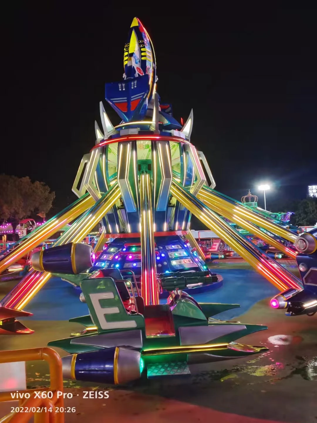 Self-Control Plane Adventure Park Attraction Outdoor Amusement Equipment for Theme Parks Luna Carnivals Fairgrounds