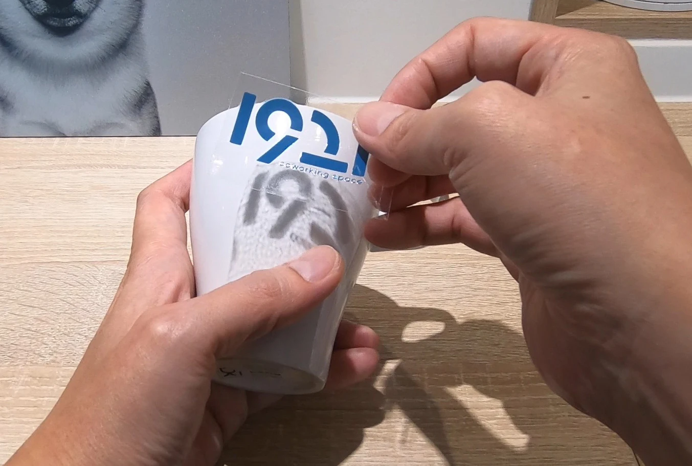 Настройка водонепроницаемые УФ-наклейки DTF Переводные 3D логотип металлические наклейки для упаковки этикеток