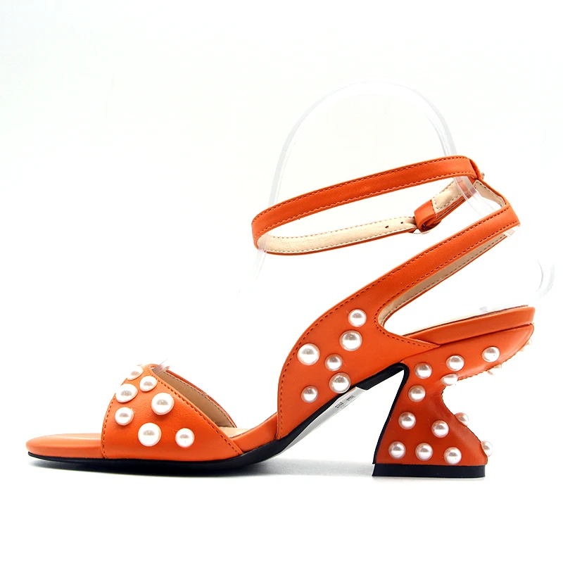 Фабрика Чэнду, ручная работа, лакированная кожа, заостренный носок, женские высокие каблуки для дам