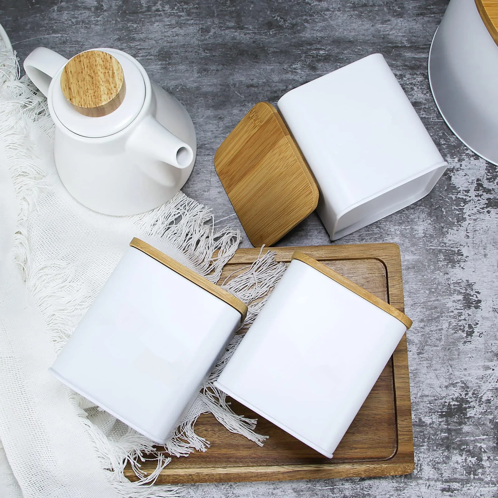 Wholesale Metal Square Canister Box Set Airtight Food Storage Canister With Bamboo Lid