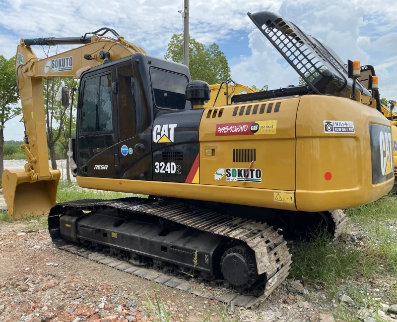 Japan made original cat 324 earth moving engineering machinery 24 Tons  heavy duty equipment used digger with  attachment