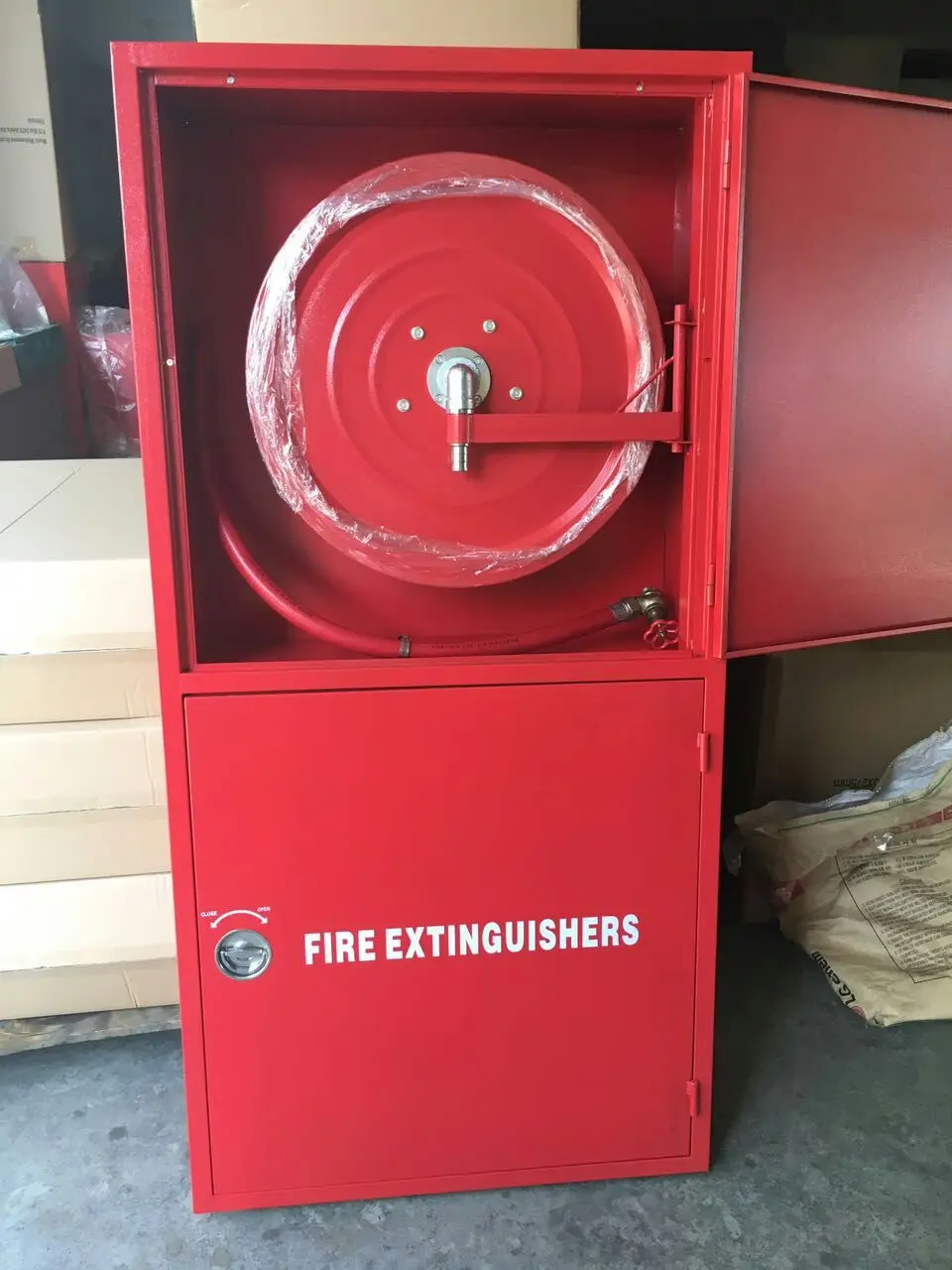 Recessed Type Double Door Safety Fire Resistant Fire Fighting Hose Reel Cabinet Price