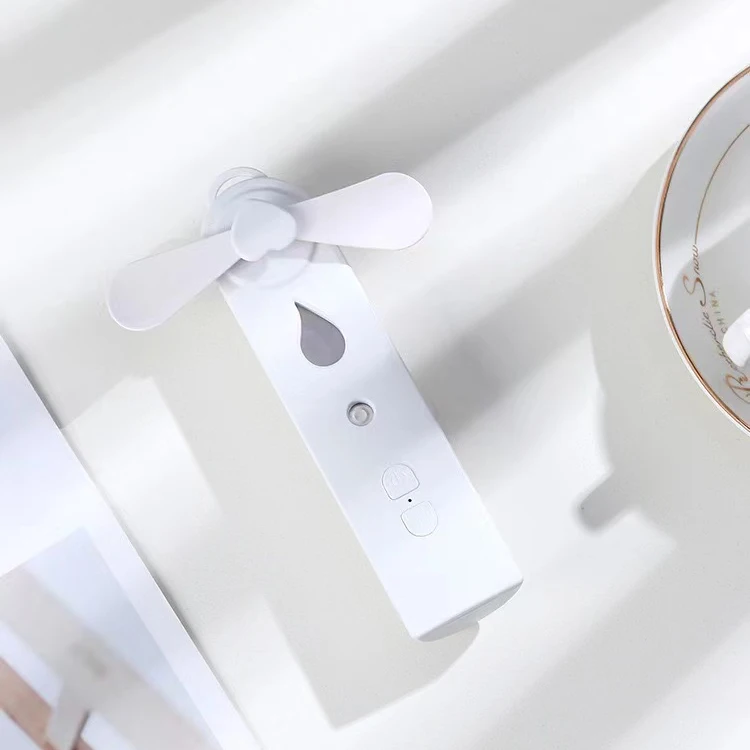 Hot Nano Mist nano Facial Steamer Mini 30ML Facial Moisturizer Mister electric usb rechargeable fan with water spray